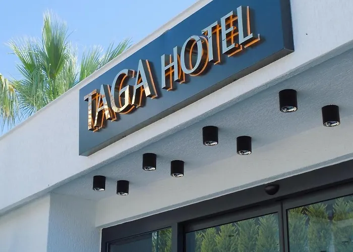 Hotel Taga *