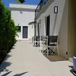 Taga Hotell *